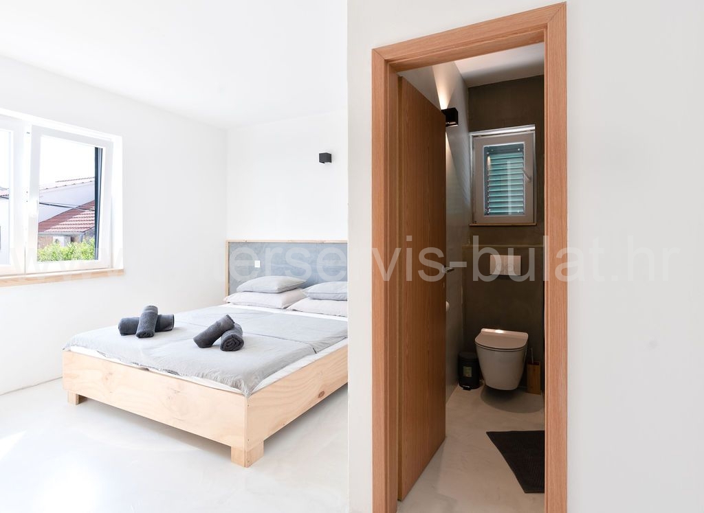Haus Zu verkaufen - ŠIBENSKO-KNINSKA VODICE