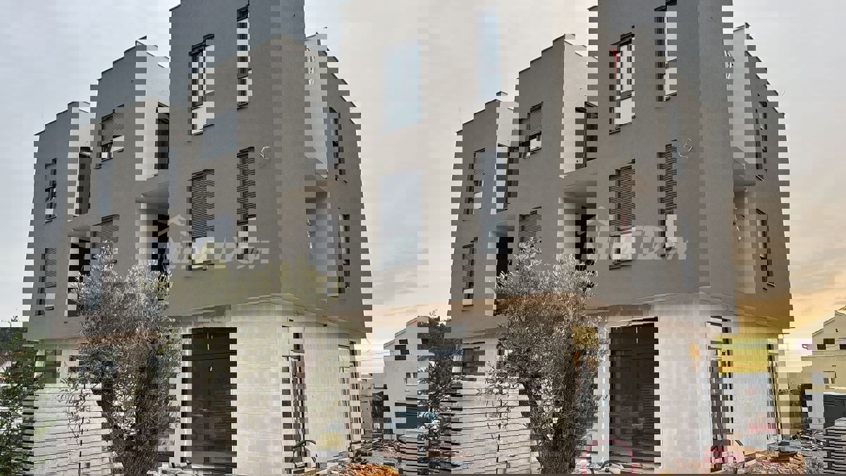 Apartment Zu verkaufen