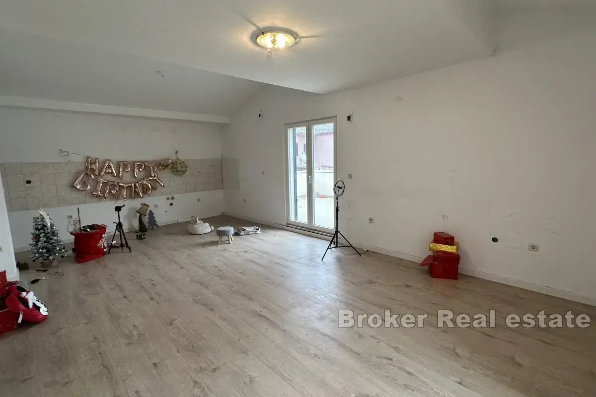 Apartmán Na predaj - SPLITSKO-DALMATINSKA KAŠTELA