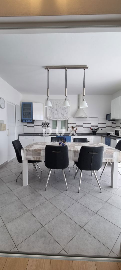 Flat For sale - PRIMORSKO-GORANSKA NOVI VINODOLSKI