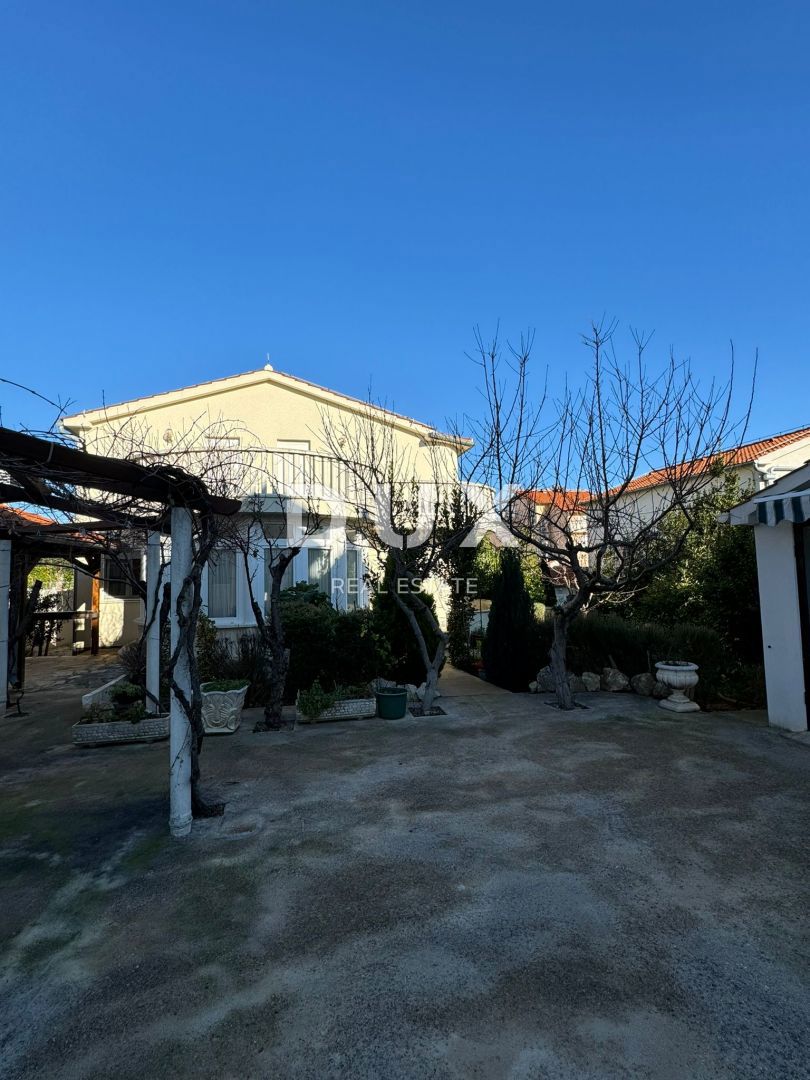 Kuća Na prodaju - ŠIBENSKO-KNINSKA VODICE