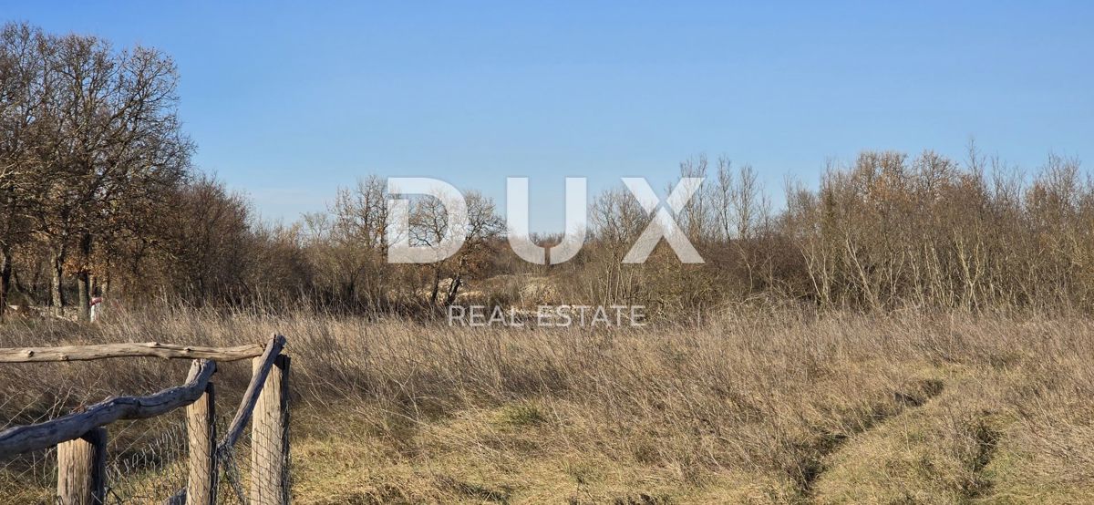 Parcela Naprodaj - ISTARSKA Bale
