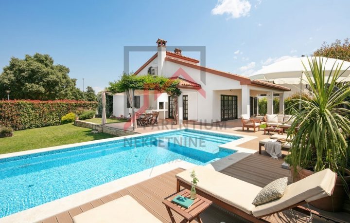 Kuća na prodaju 330 m² – Poreč