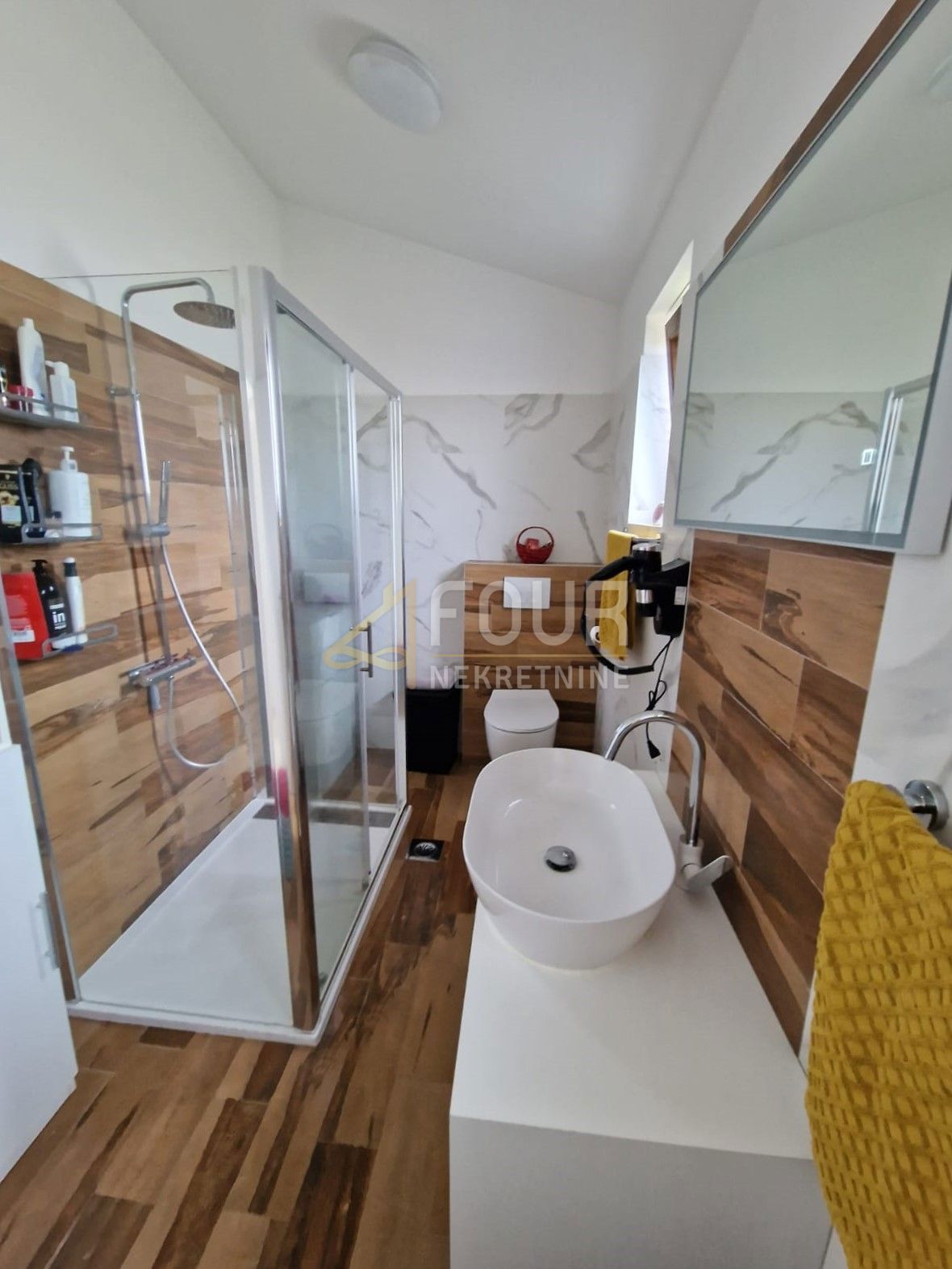 Apartma Na predaj - ISTARSKA POREČ