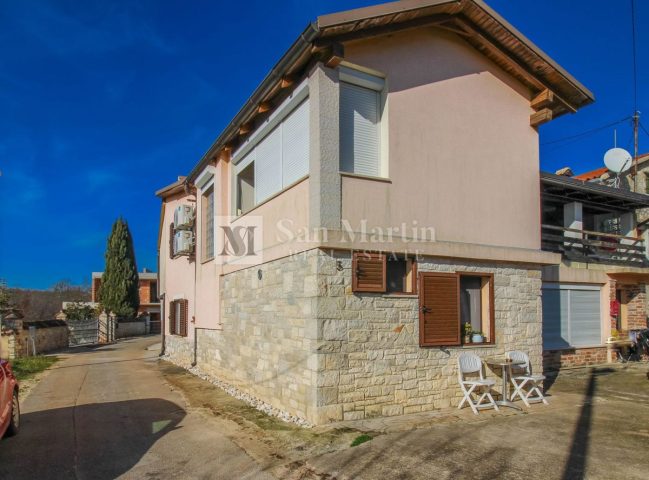 Maison à vendre 90 m² – Poreč
