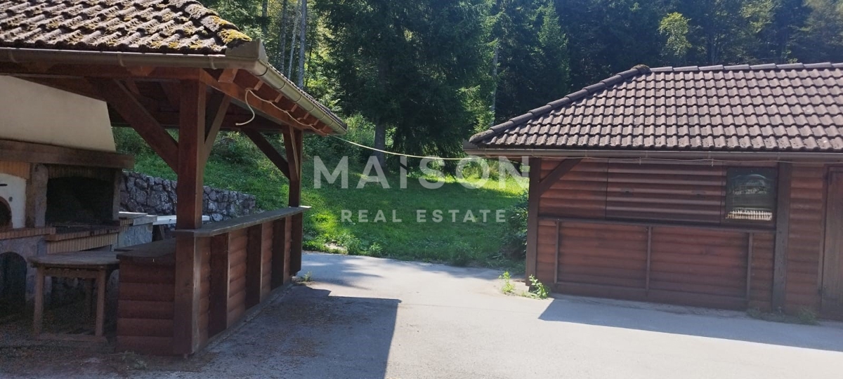 Haus Zu verkaufen - PRIMORSKO-GORANSKA RAVNA GORA