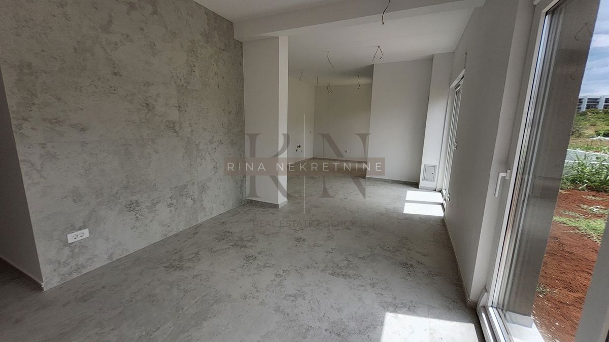 Apartmán Na predaj - ISTARSKA POREČ