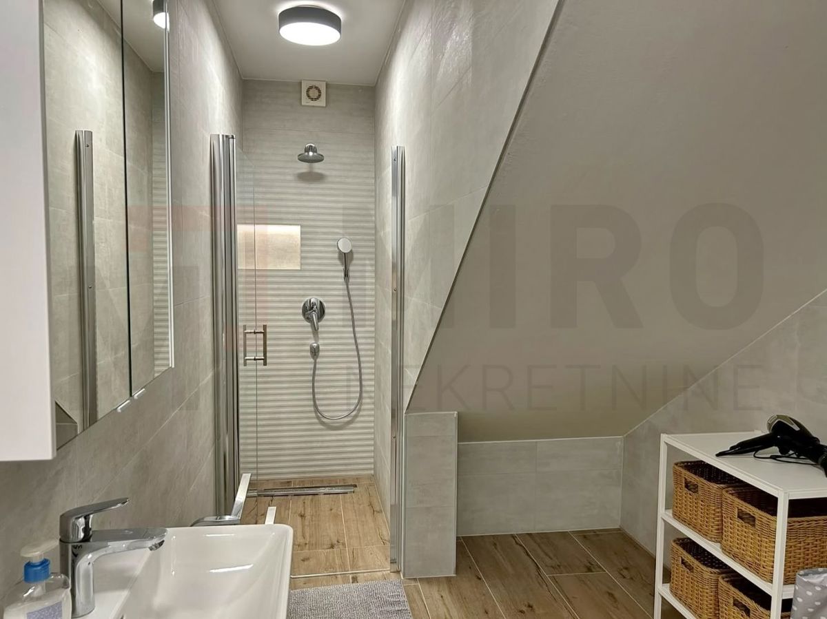 Appartement À vendre - PRIMORSKO-GORANSKA KRK
