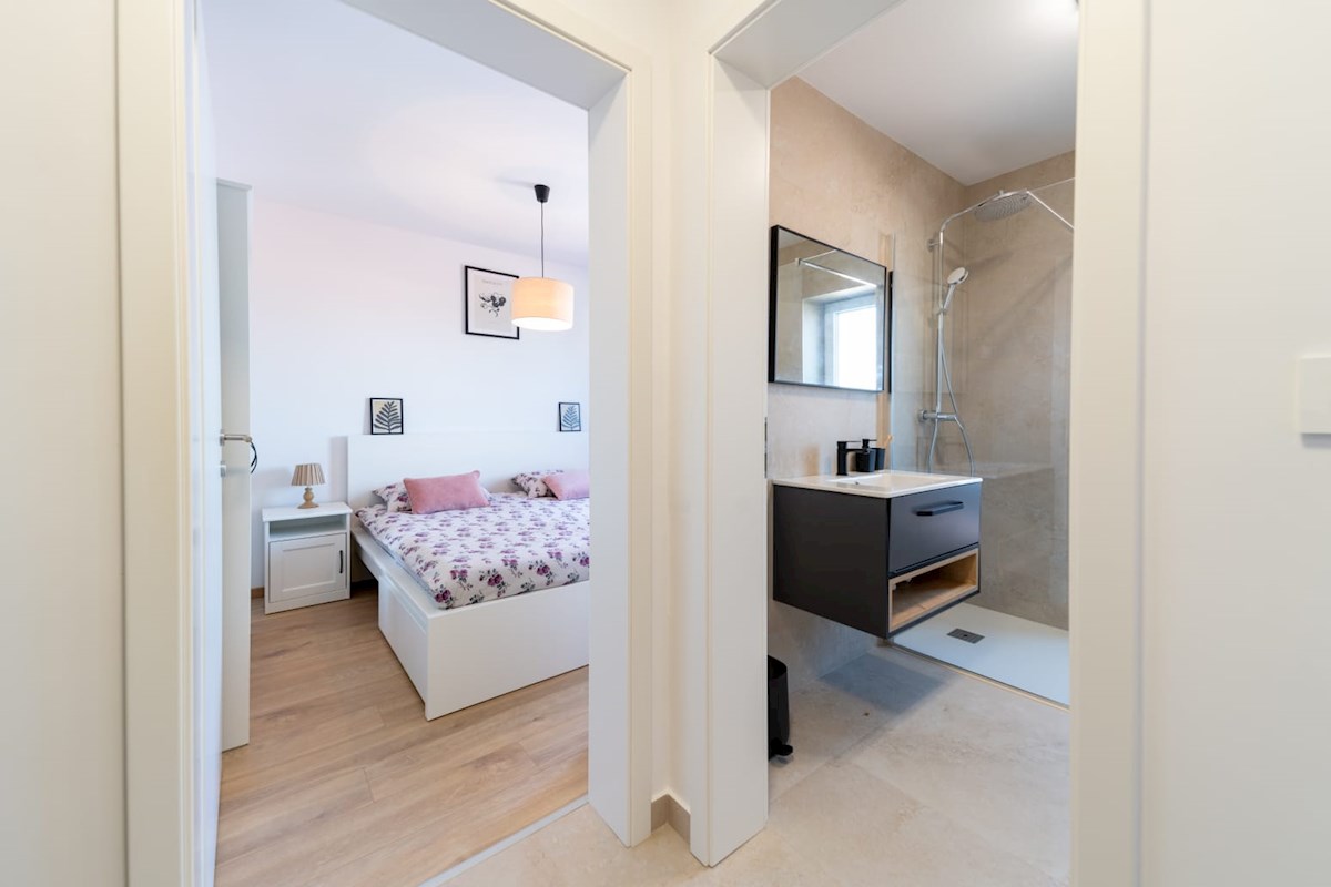 Flat For sale - ISTARSKA NOVIGRAD
