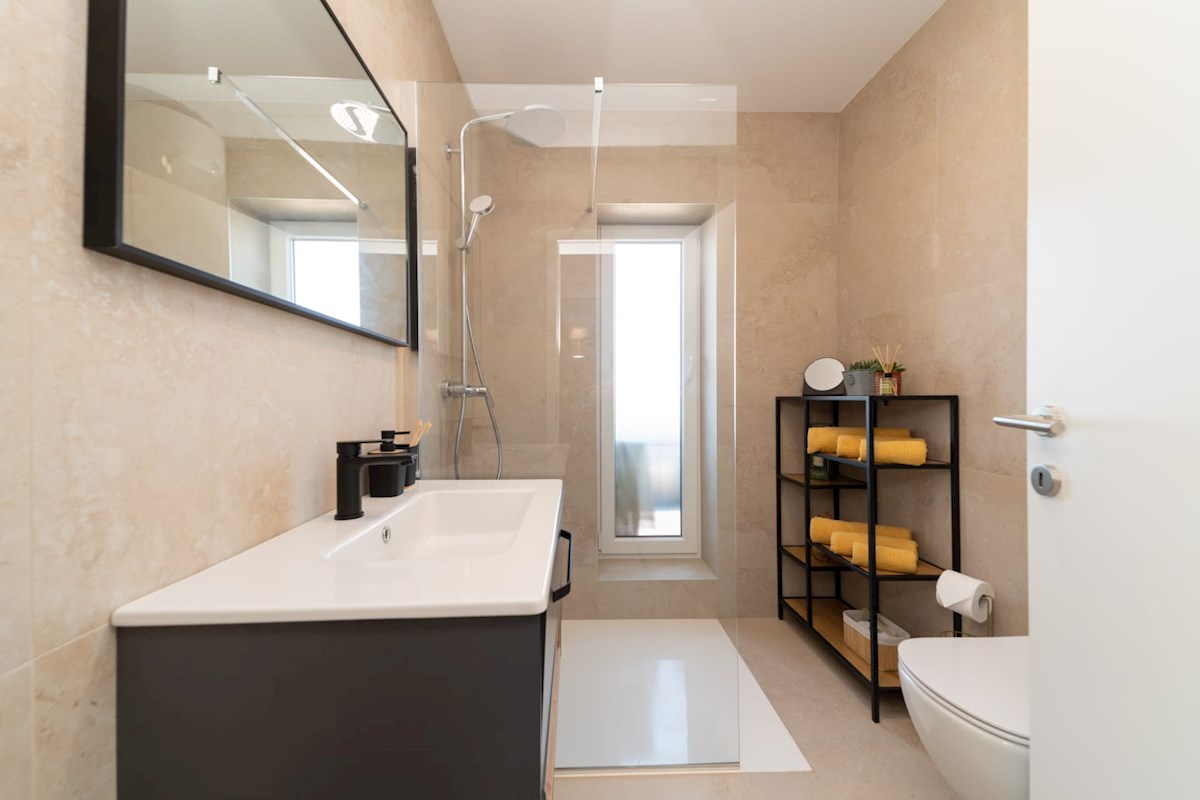Flat For sale - ISTARSKA NOVIGRAD