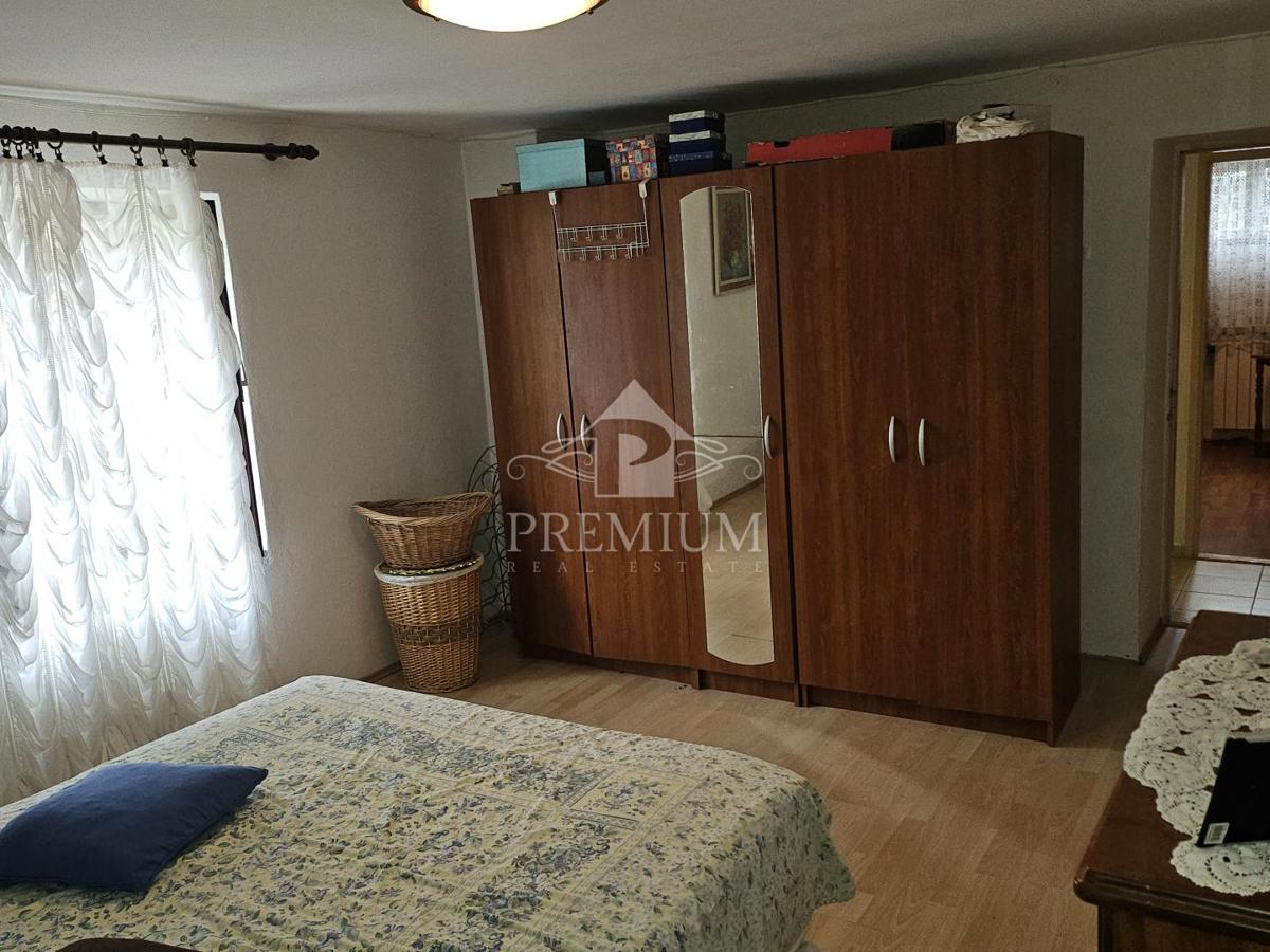 Flat For sale - PRIMORSKO-GORANSKA KASTAV