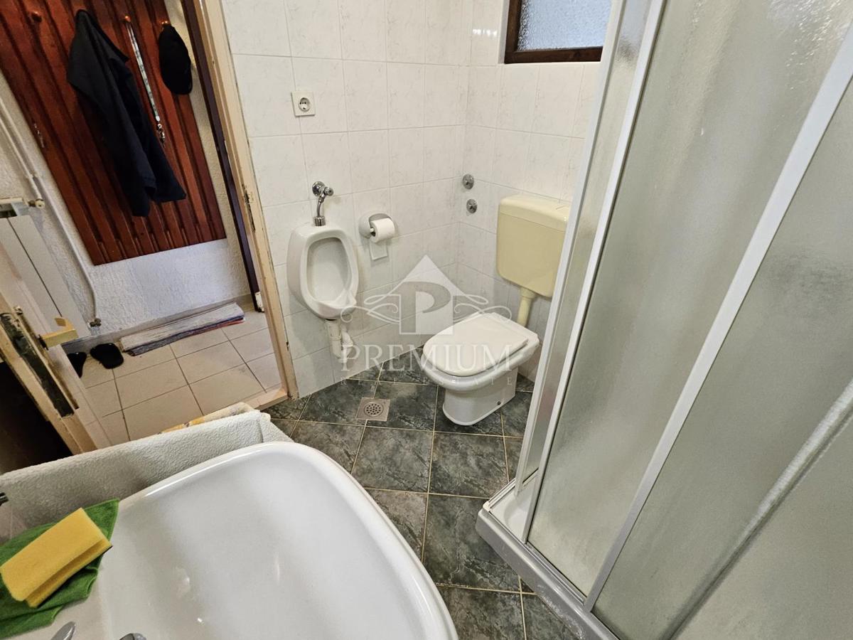 Flat For sale - PRIMORSKO-GORANSKA KASTAV