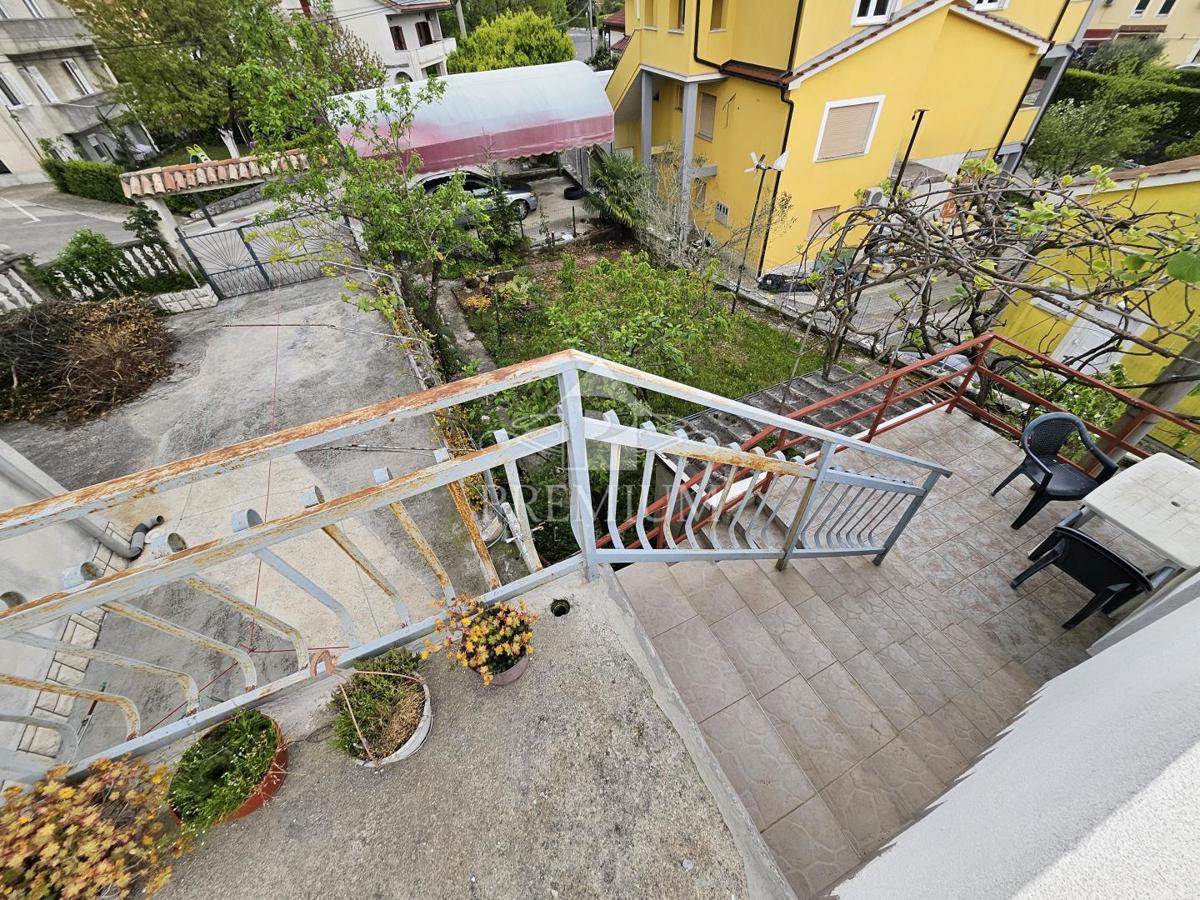 Flat For sale - PRIMORSKO-GORANSKA KASTAV