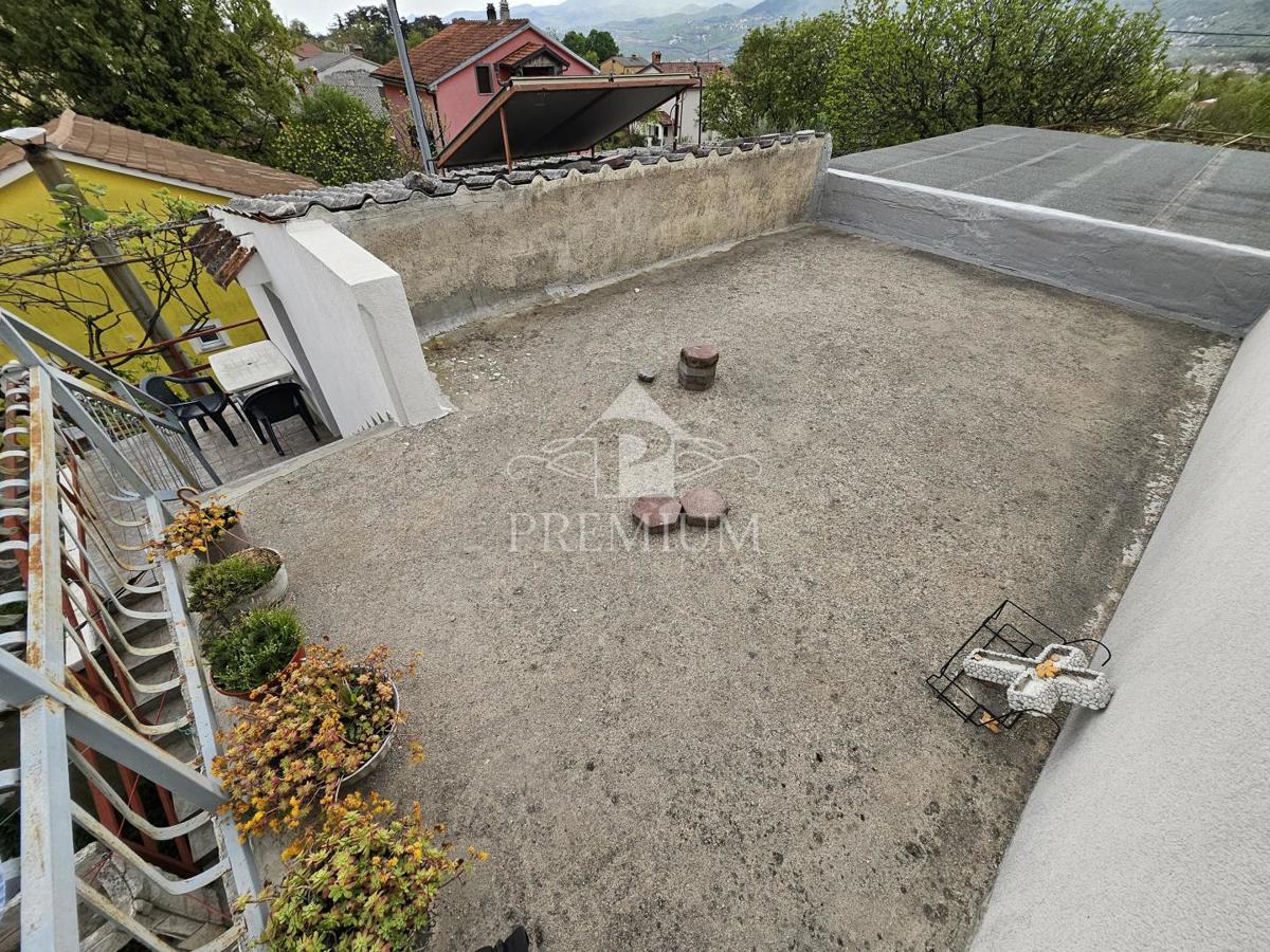 Flat For sale - PRIMORSKO-GORANSKA KASTAV
