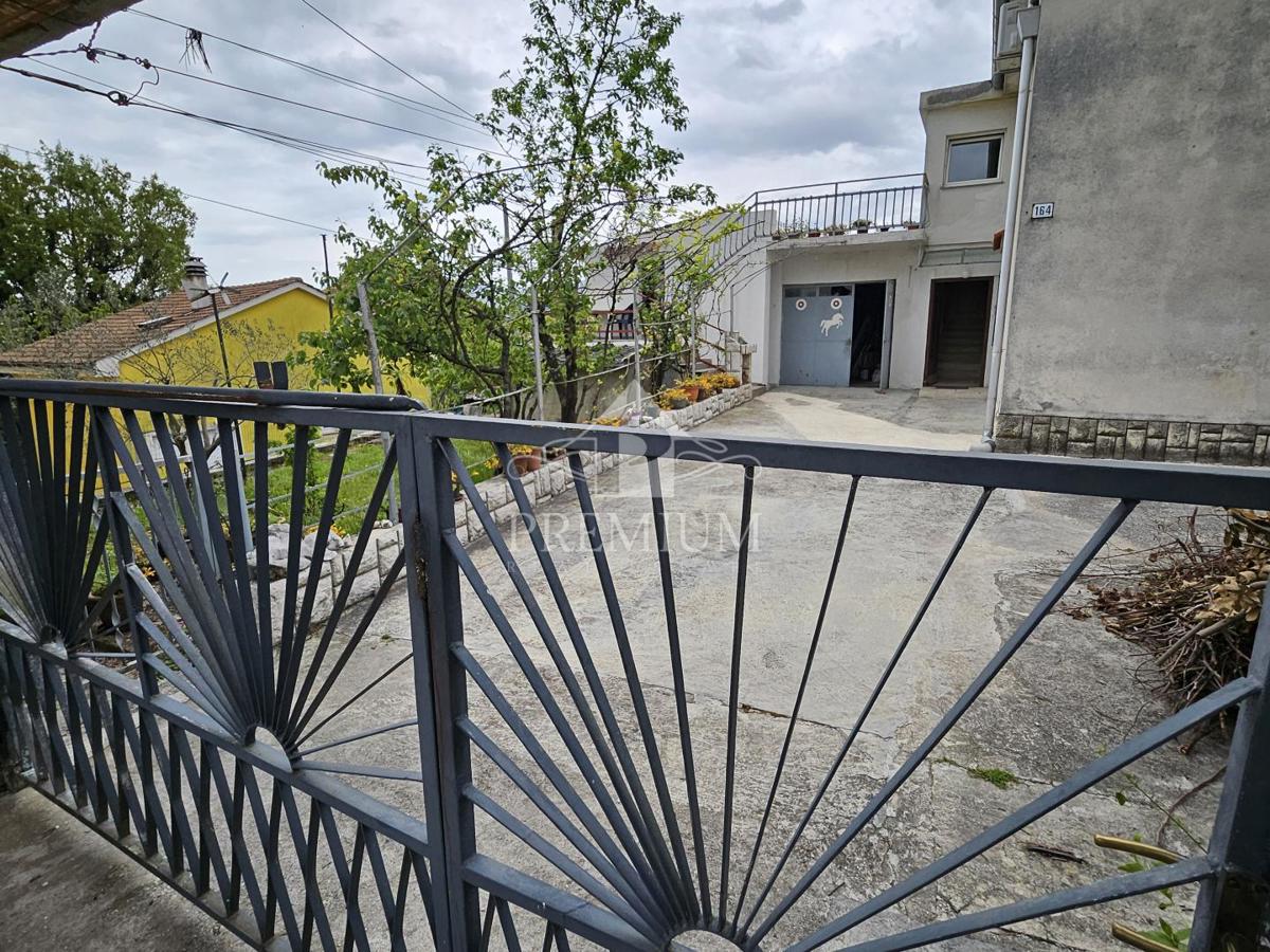 Flat For sale - PRIMORSKO-GORANSKA KASTAV