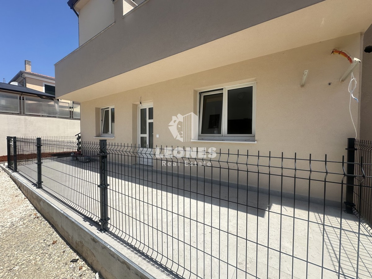 Flat For sale - ISTARSKA NOVIGRAD