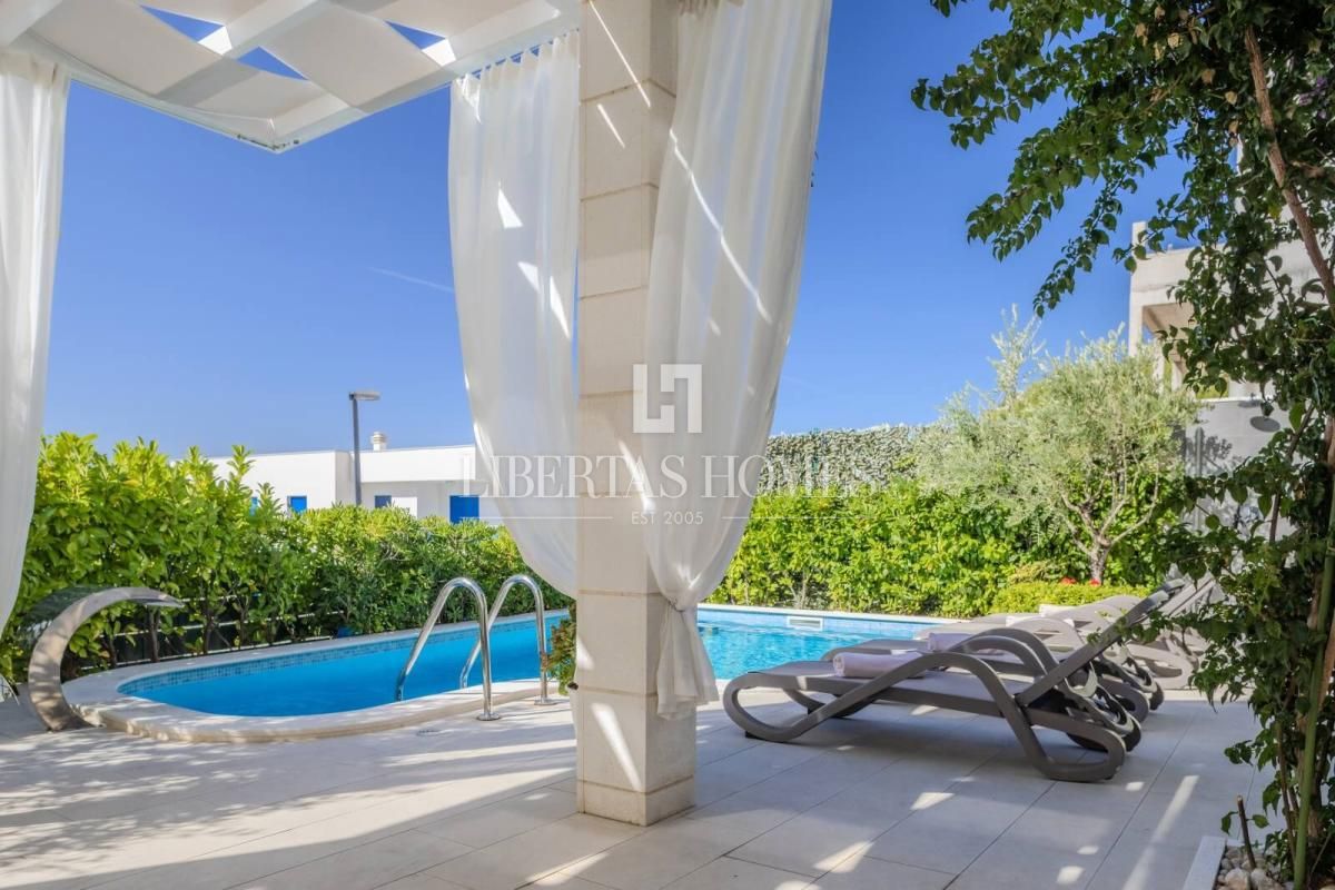 Casa In vendita - Splitsko-dalmatinska Makarska - foto 2/14