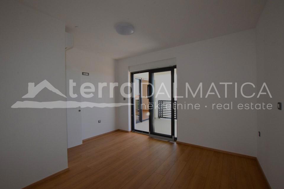 Appartamento In vendita - šibensko-kninska Vodice - foto 2/5