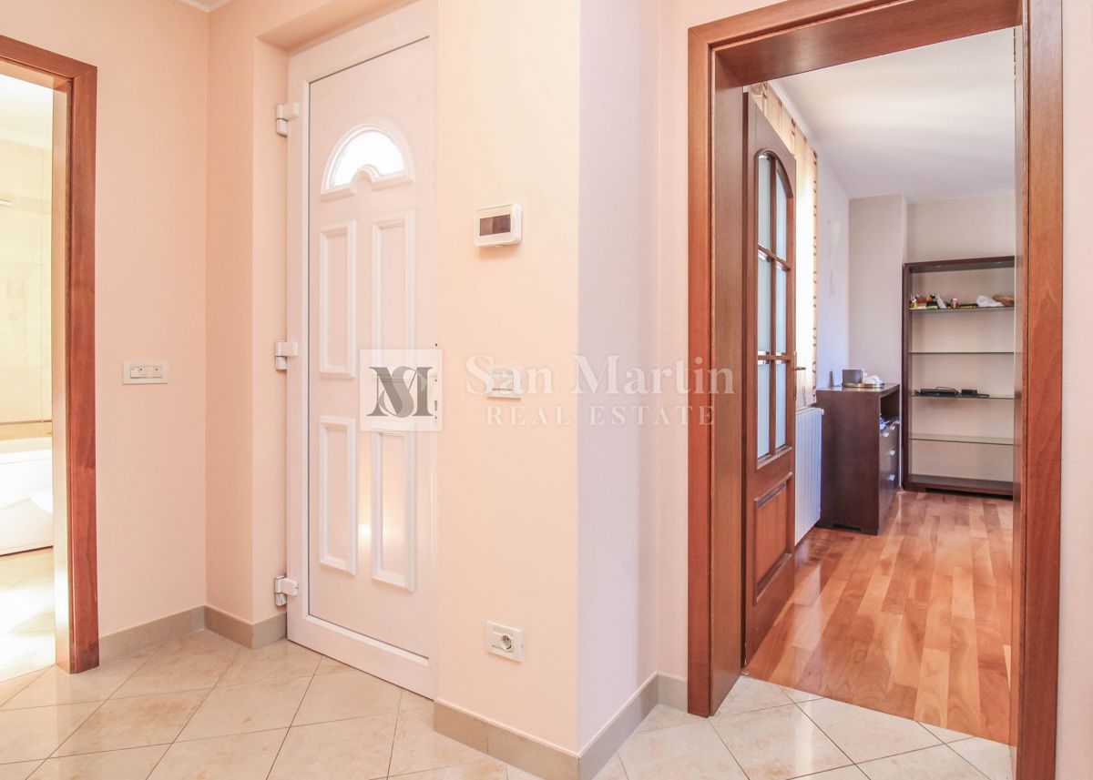 Appartamento In vendita - ISTARSKA POREČ