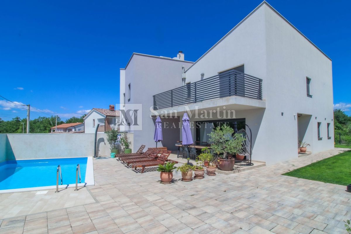 Hiša Na predaj - ISTARSKA POREČ