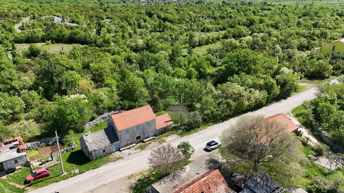 Hiša Naprodaj - SPLITSKO-DALMATINSKA Omiš