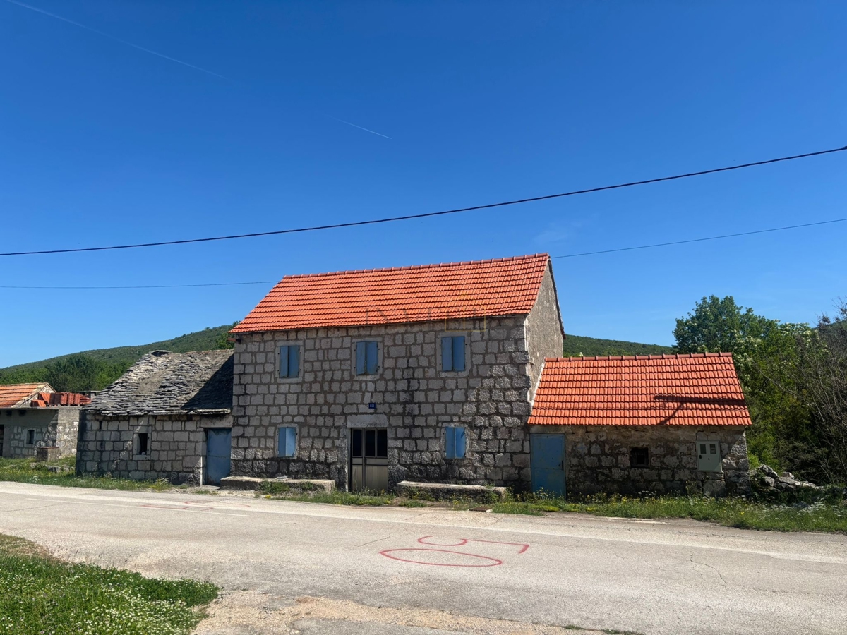 Maison À vendre - SPLITSKO-DALMATINSKA OMIŠ