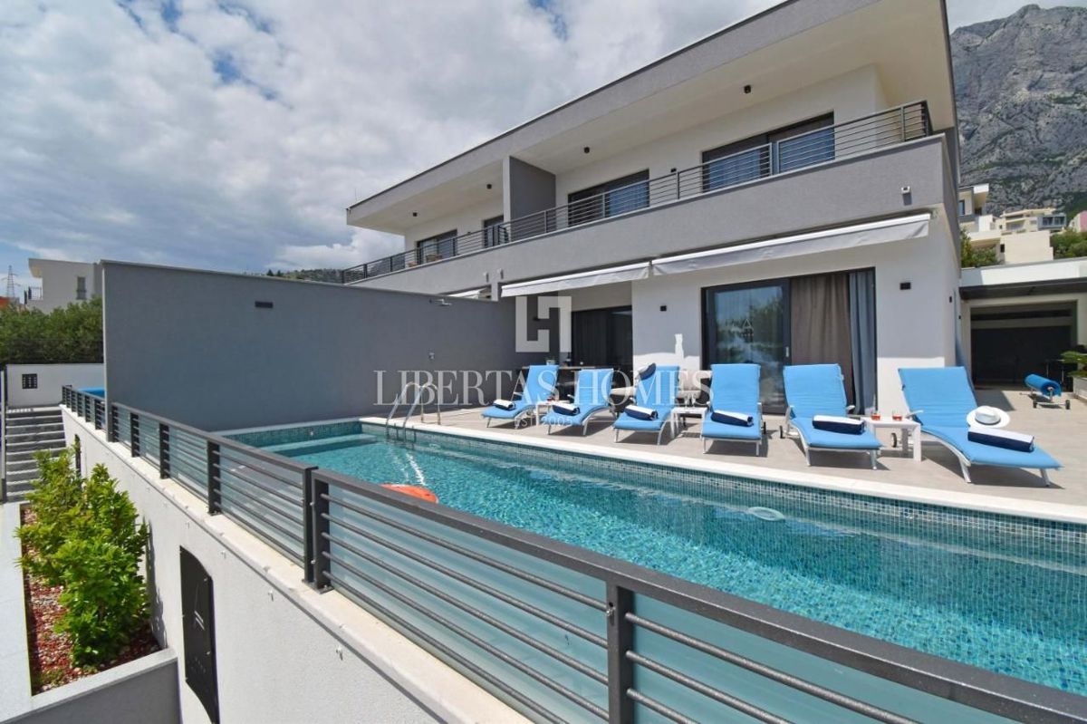 Haus Zu verkaufen - SPLITSKO-DALMATINSKA MAKARSKA