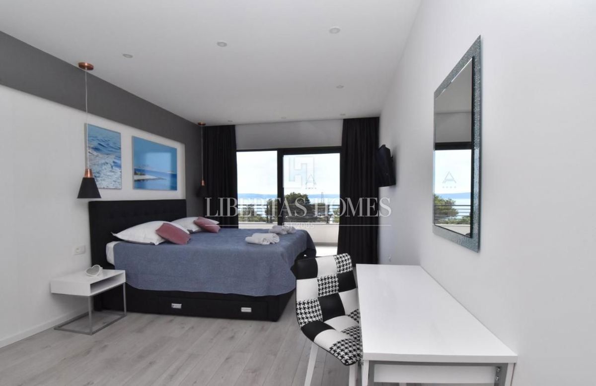 Haus Zu verkaufen - SPLITSKO-DALMATINSKA MAKARSKA