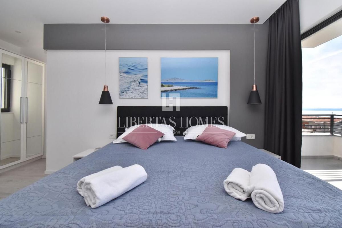Haus Zu verkaufen - SPLITSKO-DALMATINSKA MAKARSKA