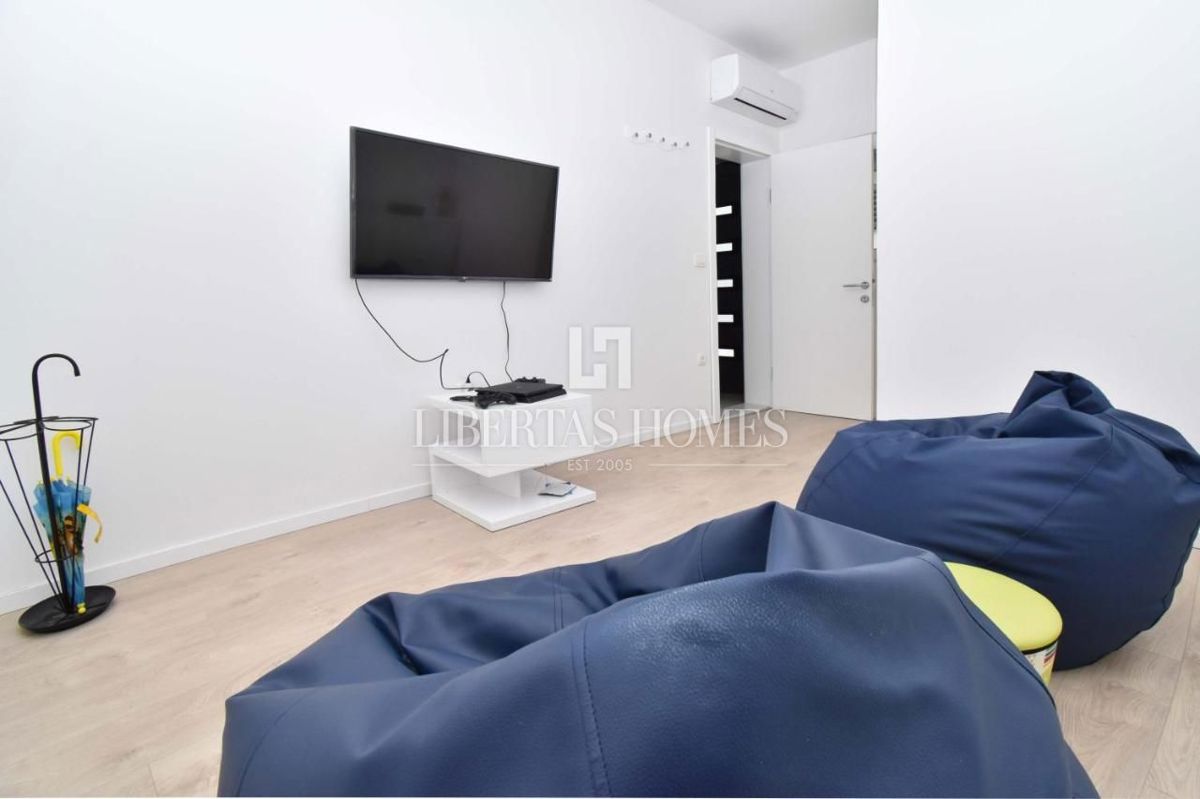Haus Zu verkaufen - SPLITSKO-DALMATINSKA MAKARSKA
