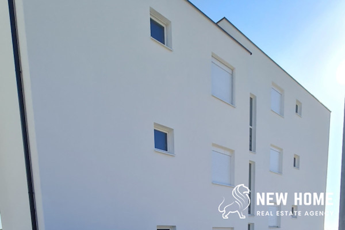 Flat For sale - ŠIBENSKO-KNINSKA PRIMOŠTEN