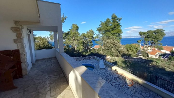 Casa in vendita 240 m² – Šolta