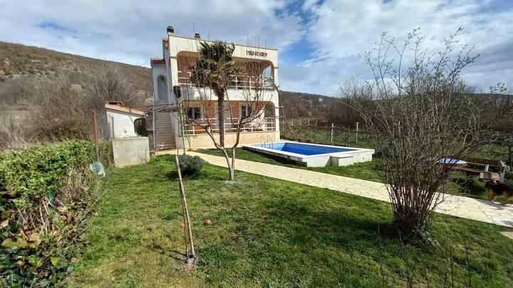 Casa in vendita 180 m² – Dicmo