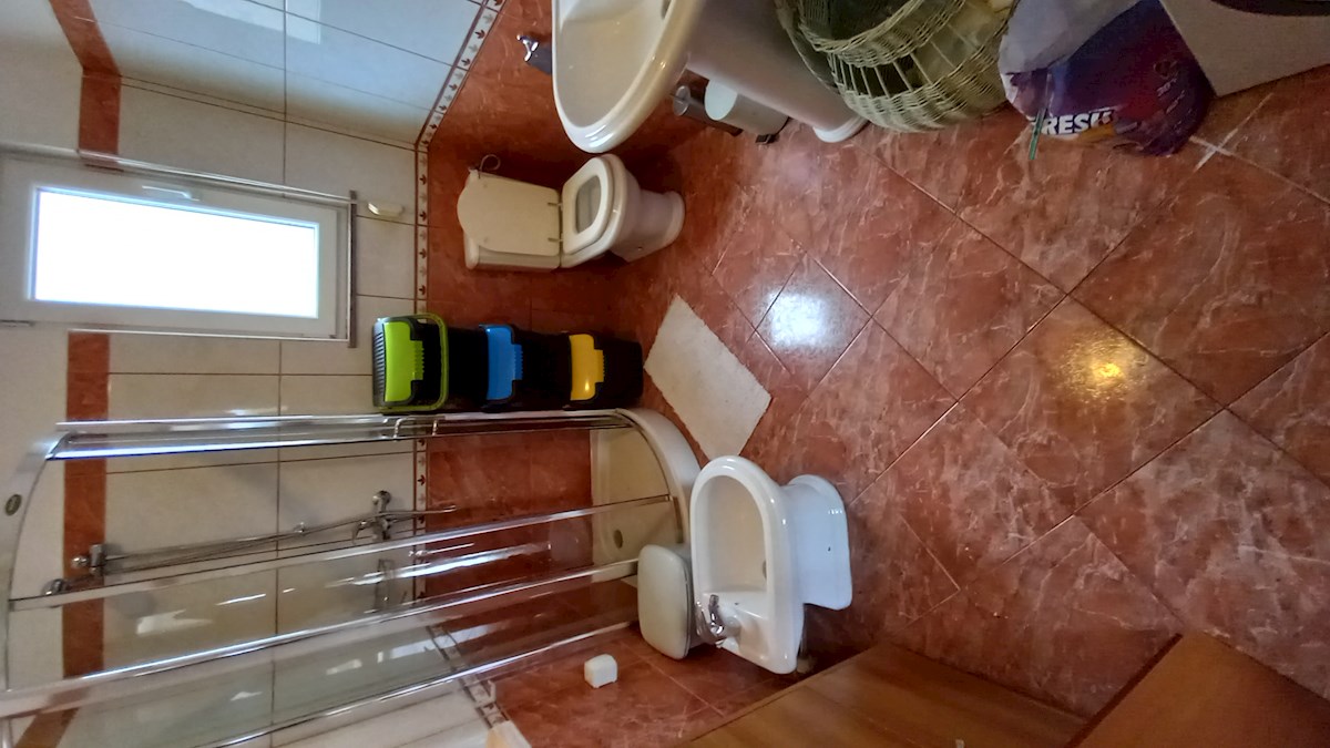 Casa In vendita - SPLITSKO-DALMATINSKA DICMO
