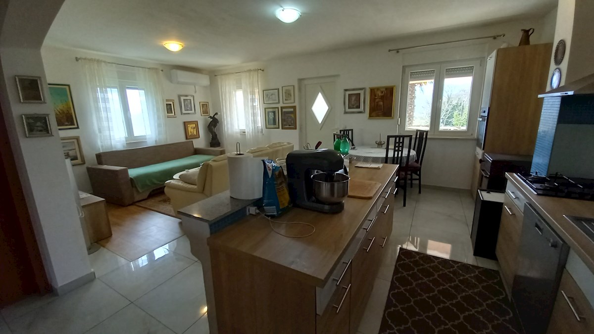 Casa In vendita - SPLITSKO-DALMATINSKA DICMO