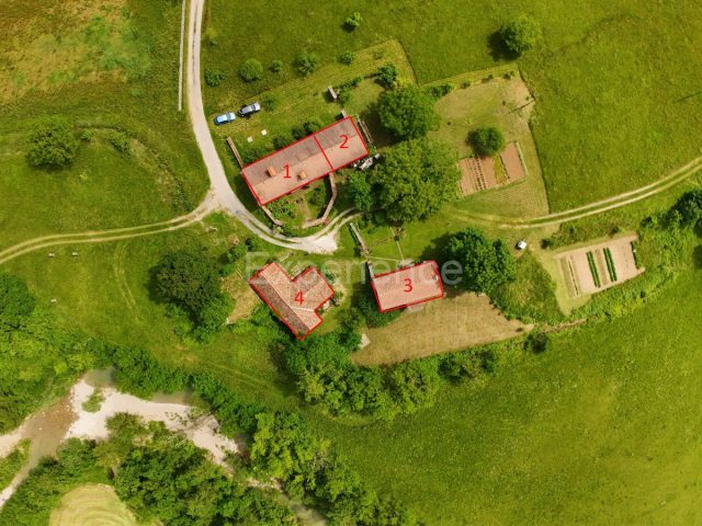 Dom na sprzedaż 548 m² – Lupoglav