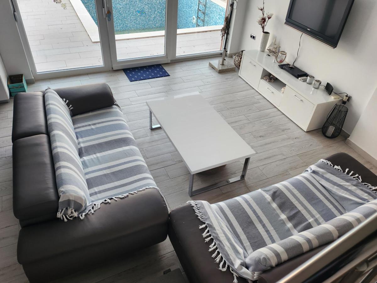 House For sale - SPLITSKO-DALMATINSKA MARINA