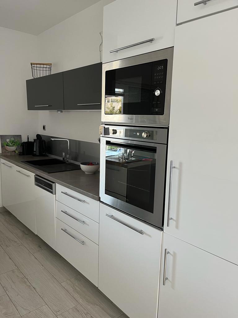 House For sale - SPLITSKO-DALMATINSKA MARINA