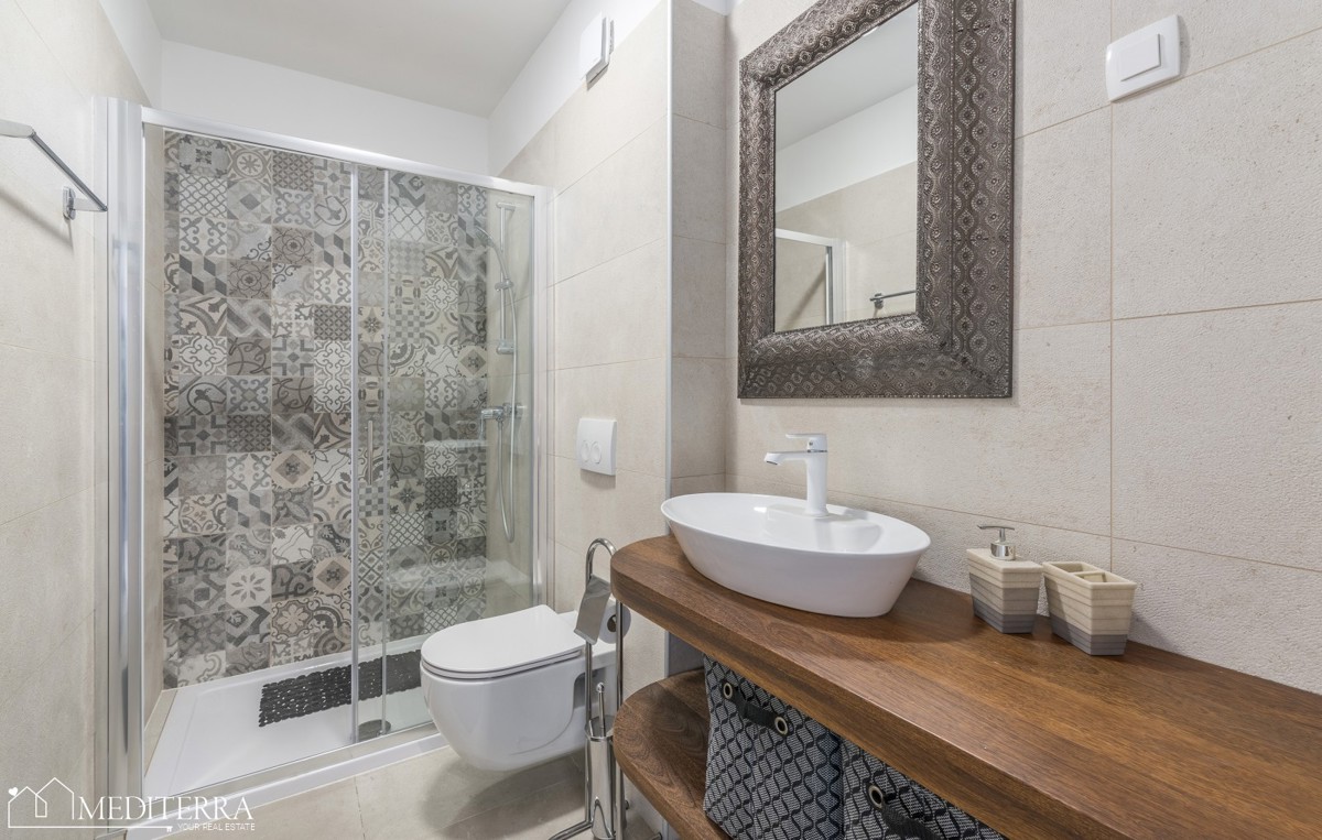 Flat For sale - ISTARSKA NOVIGRAD