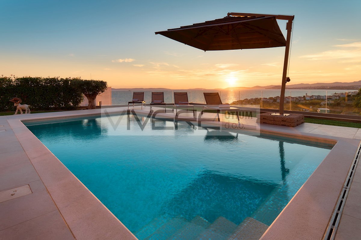 Casa In vendita - Splitsko-dalmatinska Split - foto 1/51