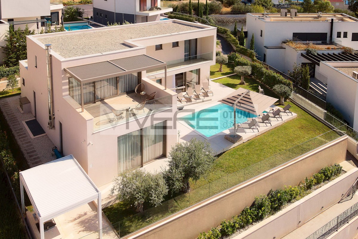 Casa In vendita - Splitsko-dalmatinska Split - foto 2/51