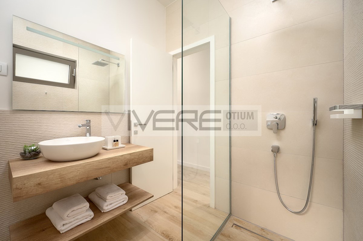 Casa In vendita - SPLITSKO-DALMATINSKA SPLIT