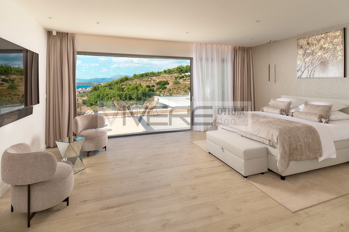 Casa In vendita - SPLITSKO-DALMATINSKA SPLIT