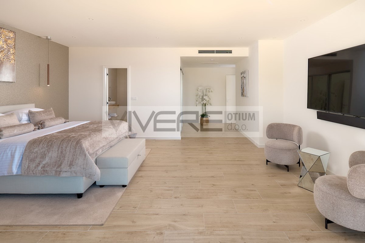 Casa In vendita - SPLITSKO-DALMATINSKA SPLIT