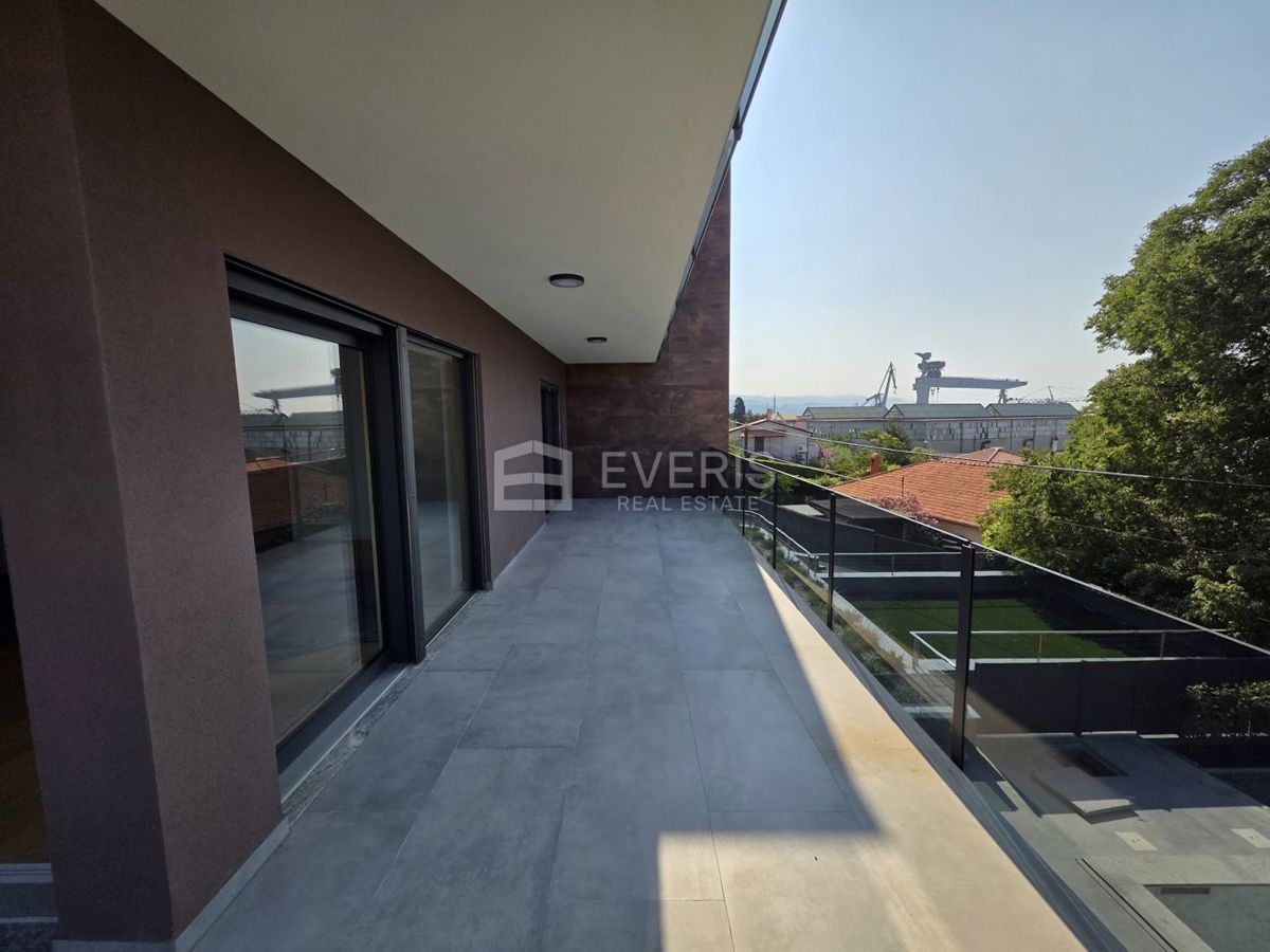 Apartment Zu verkaufen - PRIMORSKO-GORANSKA RIJEKA