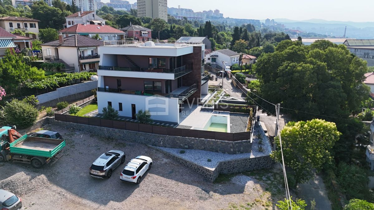 Apartment Zu verkaufen - PRIMORSKO-GORANSKA RIJEKA