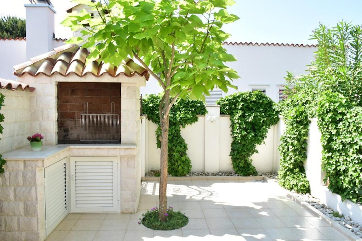 House For sale - ISTARSKA NOVIGRAD