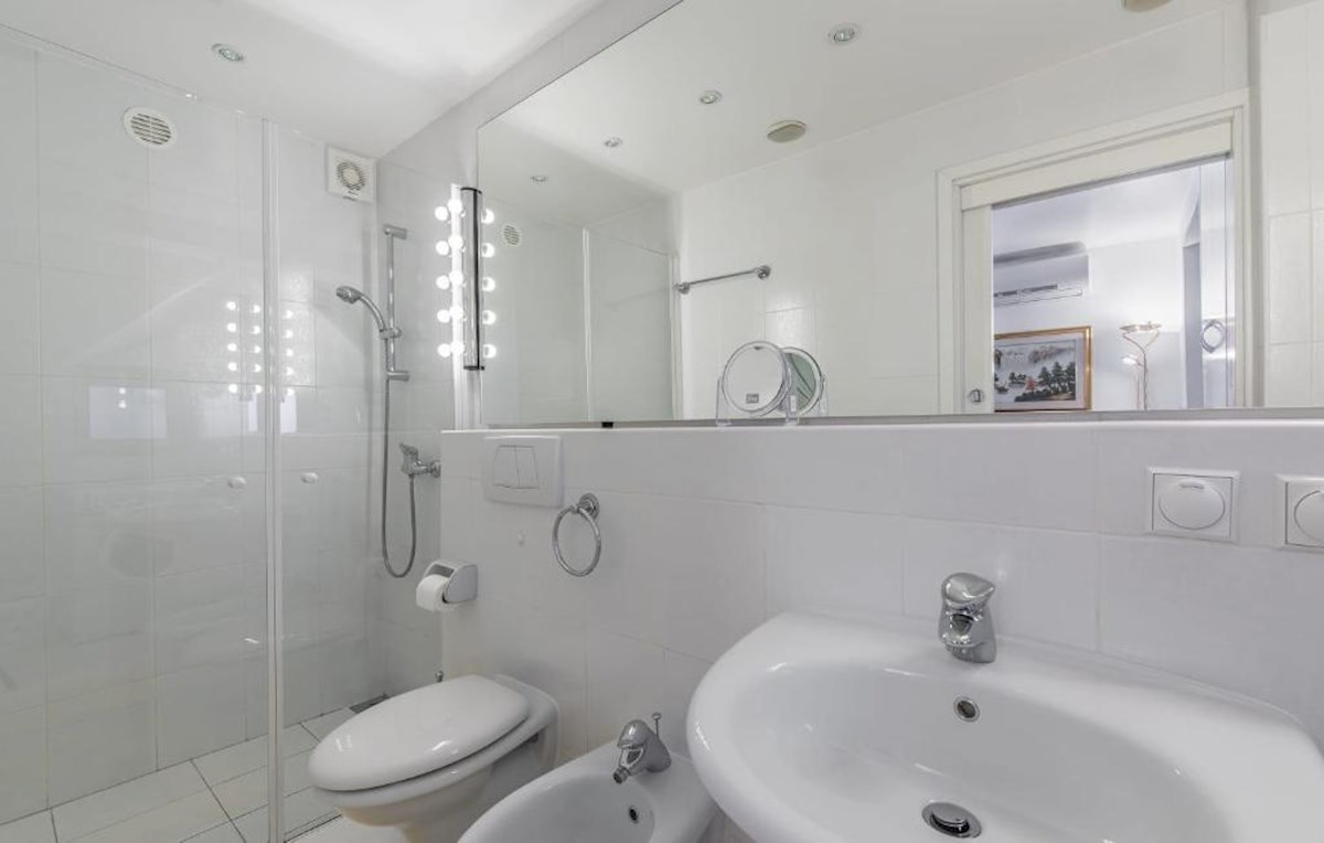 House For sale - ISTARSKA NOVIGRAD