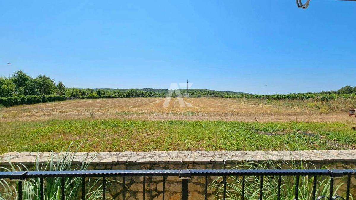 House For sale - ISTARSKA VIŠNJAN