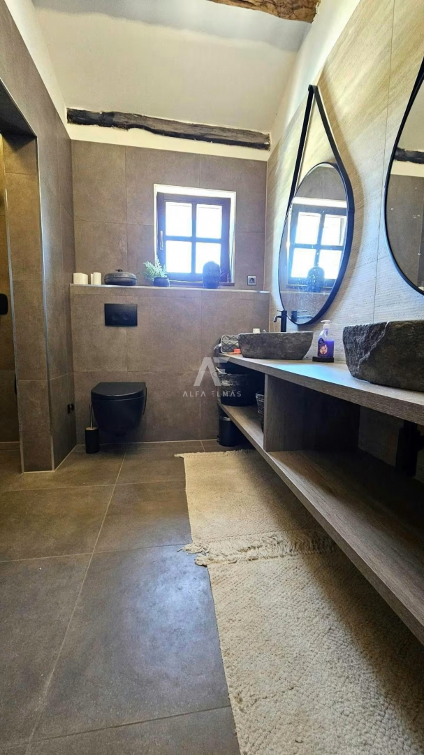House For sale - ISTARSKA VIŠNJAN